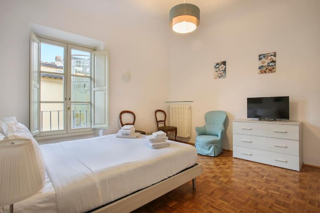 Palazzo Borghese 2 Bedroom Florencia Exterior foto