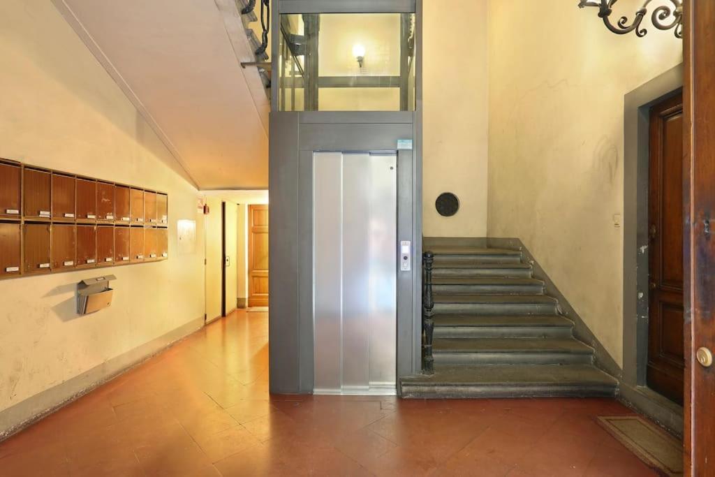 Palazzo Borghese 2 Bedroom Florencia Exterior foto
